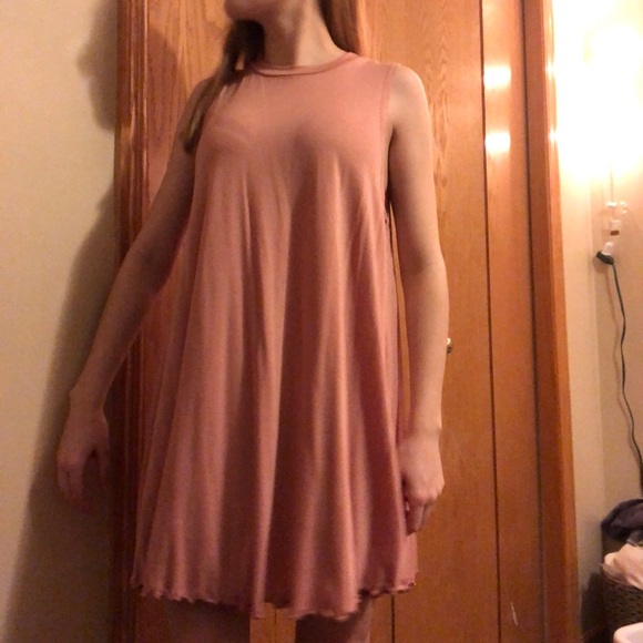 Pink Shift Dress - Picture 2 of 4